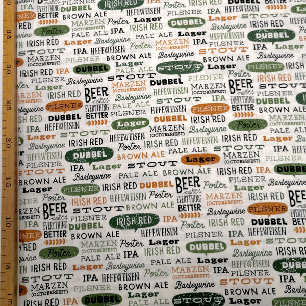 Puuvillakangas Cheers bears vaaleapohjainen